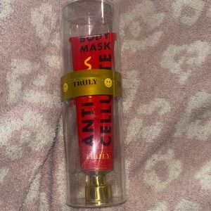 TRULY Red and Gold Body Mask
